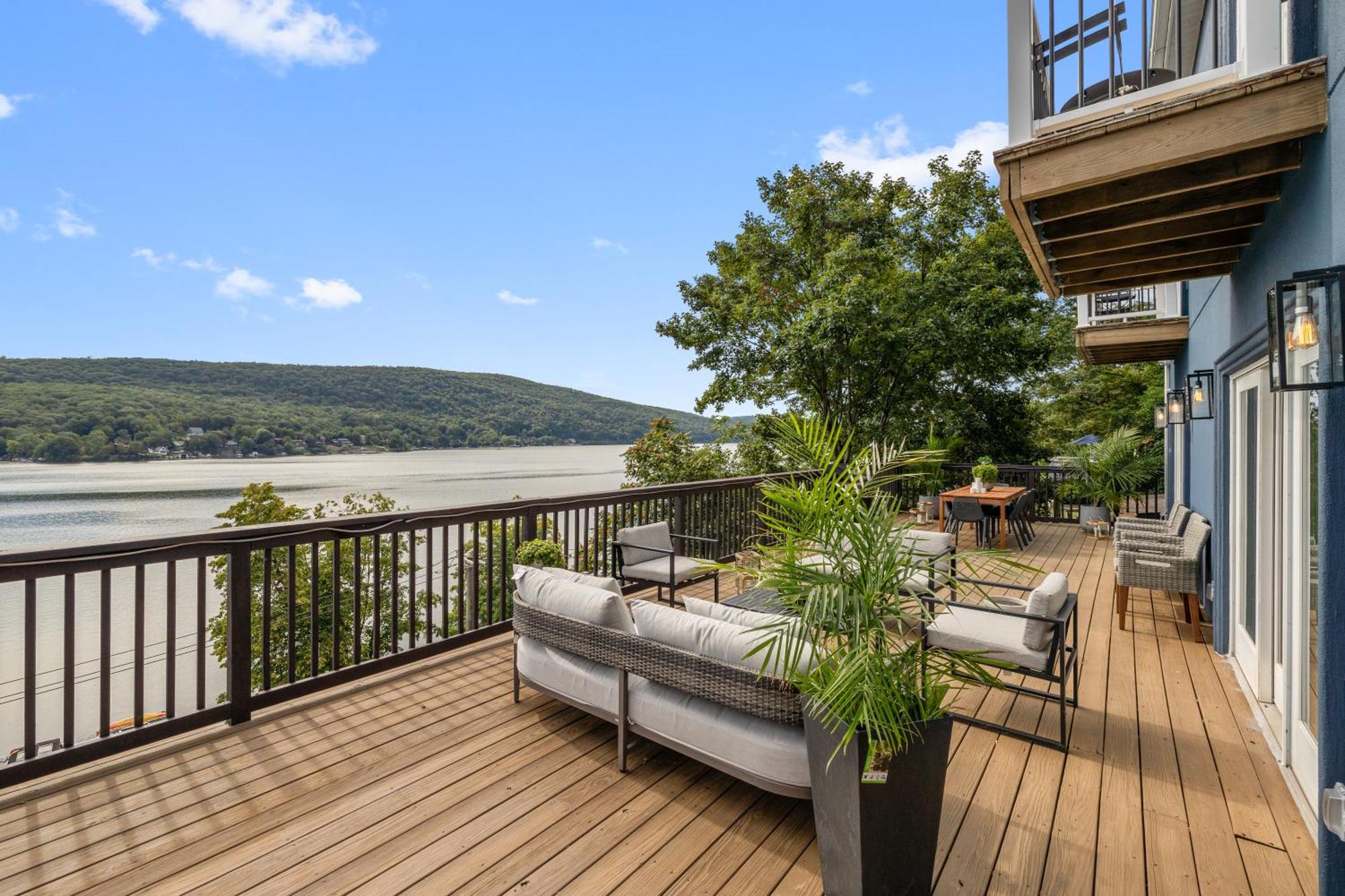 Lakeview House - Hot Tub - Firepit - Stunning Views - Spacious Deck - Cozy Living Room - Bar Greenwood Lake Ngoại thất bức ảnh